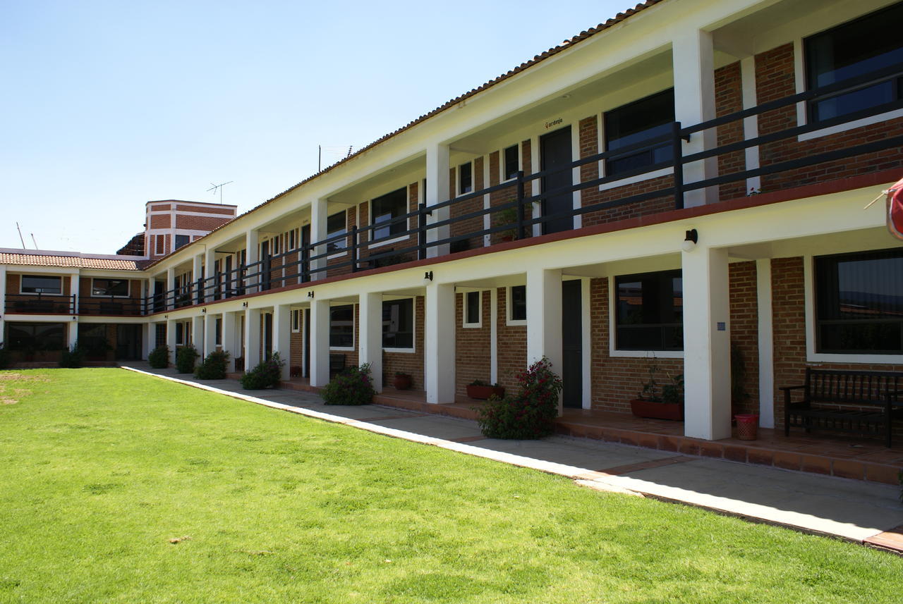 Hotel Los Sauces Villa Del Carbon Dış mekan fotoğraf